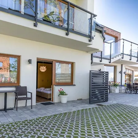 Klifowa Z Widokiem Na Morze Trzęsacz