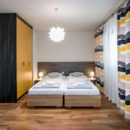 Klifowa Z Widokiem Na Morze *