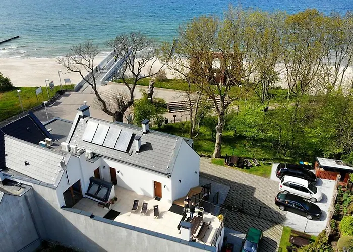 Klifowa Z Widokiem Na Morze Trzęsacz